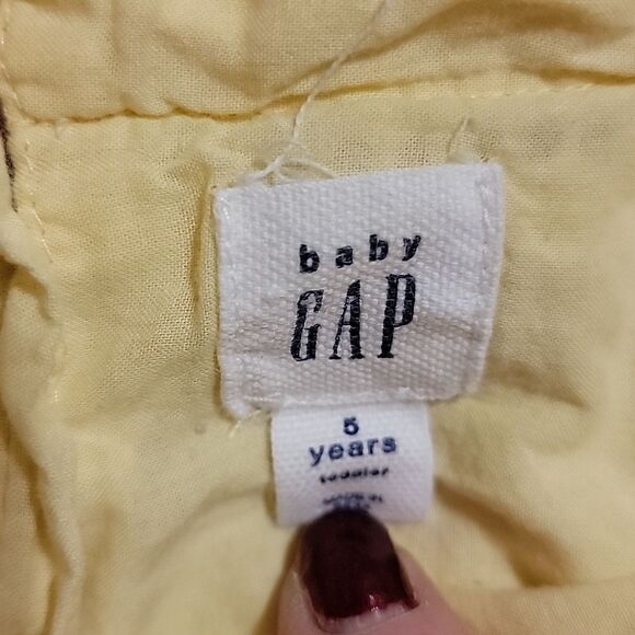 GIRL'S GAP YELLOW SUNDRESS WITH FLORAL EMBROIDERY ON SCALLOPED HEM, SIZE 5 - Picture 7 of 9